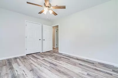 1800 Forestglade Drive, Austin, TX 78745 - Photo 11