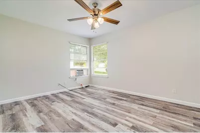 1800 Forestglade Drive, Austin, TX 78745 - Photo 11