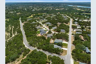5006 Outpost Trace, Lago Vista, TX 78645 - Photo 17