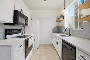 4501 Whispering Valley Dr, Austin, TX 78727 - Photo 9