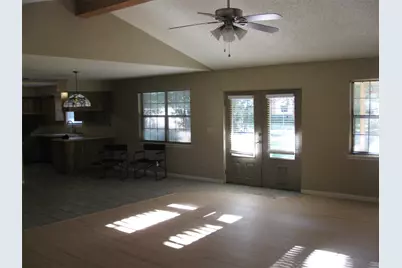 287 Meadowlakes Drive, Meadowlakes, TX 78654 - Photo 5