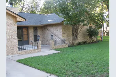 287 Meadowlakes Drive, Meadowlakes, TX 78654 - Photo 3