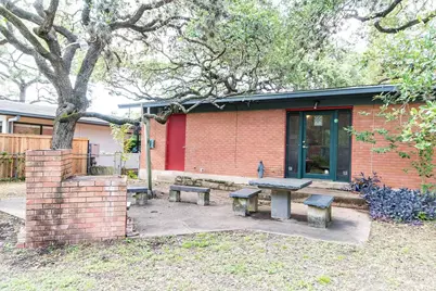 1207 Fieldcrest Drive, Austin, TX 78704 - Photo 13