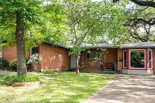 1207 Fieldcrest Dr, Austin, TX 78704 - Photo 1