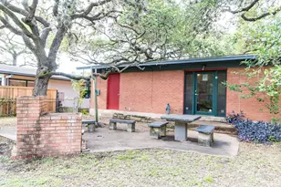 1207 Fieldcrest Dr, Austin, TX 78704 - Photo 13