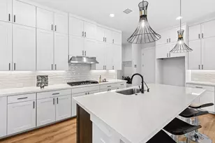 708 Great Lawn Bnd, Liberty Hill, TX 78642 - Photo 17