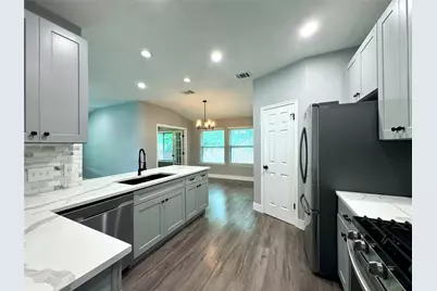 1212 Leah Lane, Round Rock, TX 78665 - Photo 5