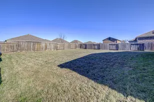 1240 Twin Estates Dr, Kyle, TX 78640 - Photo 25