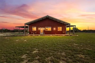 7993 Fm 487 W, Florence, TX 76527 - Photo 1