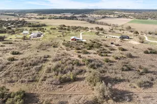 7993 Fm 487 W, Florence, TX 76527 - Photo 7