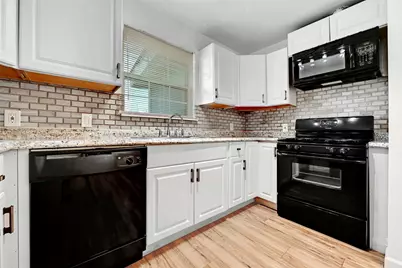 1200 Walnut Avenue, Austin, TX 78702 - Photo 15