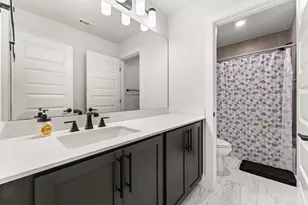 8512 McKamy Dr, Austin, TX 78744 - Photo 25