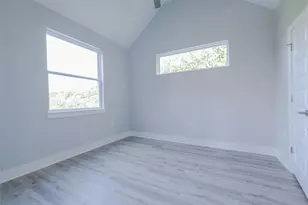 1042 Rosemont St, Austin, TX 78723 - Photo 21