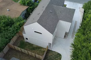 1042 Rosemont St, Austin, TX 78723 - Photo 31