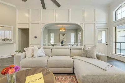 6665 Whitemarsh Valley Walk, Austin, TX 78746 - Photo 9