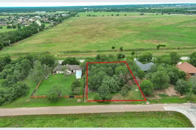 1331 Lovers Lane, Bastrop, TX 78602 - Photo 11