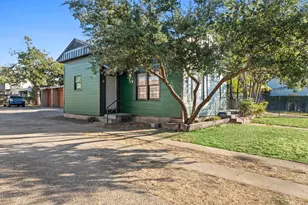 1308 E 12th St, Austin, TX 78702 - Photo 3