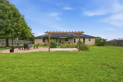 325 Meadow Valley Loop, Jarrell, TX 76537 - Photo 21