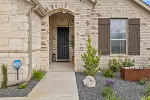 330 Bay Breeze Dr, Kyle, TX 78640 - Photo 5