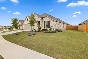 330 Bay Breeze Dr, Kyle, TX 78640 - Photo 3