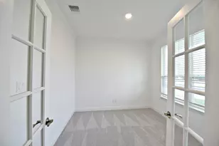 517 Scooter St, Georgetown, TX 78626 - Photo 5