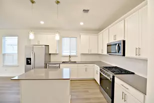 517 Scooter St, Georgetown, TX 78626 - Photo 7