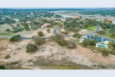 2711 Cliff Point Road, Spicewood, TX 78669 - Photo 13