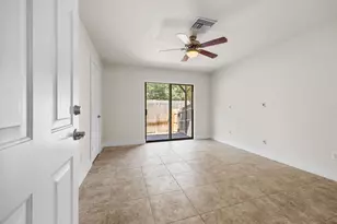 13420 Lyndhurst St, Austin, TX 78729 - Photo 21