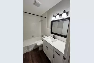 6302 Chesterfield Avenue, Austin, TX 78752 - Photo 11