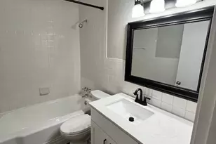 6302 Chesterfield Ave, Austin, TX 78752 - Photo 11