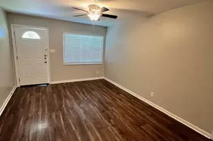 6302 Chesterfield Ave, Austin, TX 78752 - Photo 9