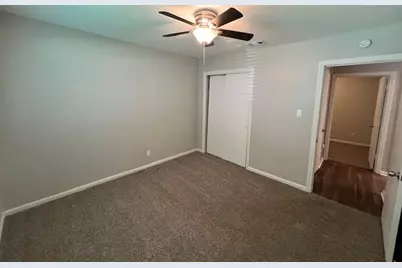 6302 Chesterfield Avenue, Austin, TX 78752 - Photo 17
