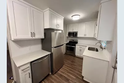 6302 Chesterfield Avenue, Austin, TX 78752 - Photo 7