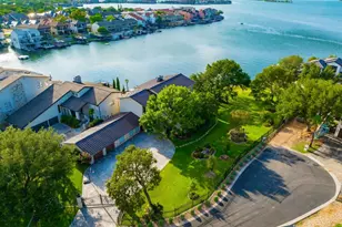 106 Bunny Run Ln, Horseshoe Bay, TX 78657 - Photo 1