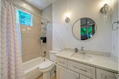 10 Monarch Oaks Lane, The Hills, TX 78738 - Photo 33