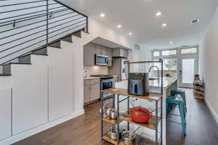2002 E 7th St, Austin, TX 78702 - Photo 9