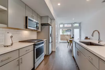 2002 E 7th Street #217, Austin, TX 78702 - Photo 9