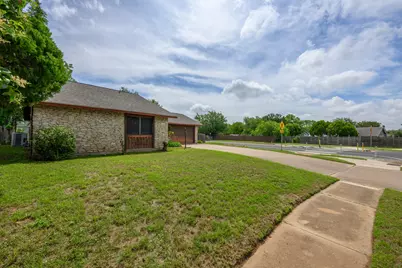 4714 Lambs Lane, Austin, TX 78744 - Photo 3