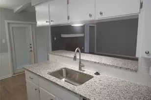 3304 Woodbriar Ln, Austin, TX 78723 - Photo 13