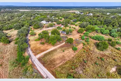 201 Hofheinz Street, San Marcos, TX 78666 - Photo 11