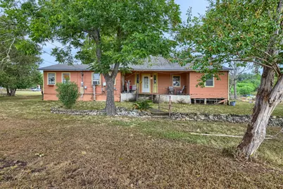 201 Hofheinz Street, San Marcos, TX 78666 - Photo 3