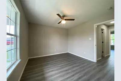 504 Debra Drive, Taylor, TX 76574 - Photo 25