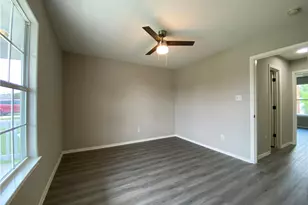 504 Debra Dr, Taylor, TX 76574 - Photo 25