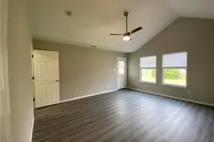 504 Debra Dr, Taylor, TX 76574 - Photo 13