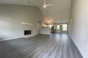 504 Debra Dr, Taylor, TX 76574 - Photo 7