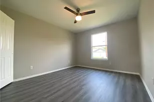 504 Debra Dr, Taylor, TX 76574 - Photo 19