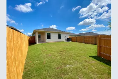 727 Gladiola Loop, Kyle, TX 78640 - Photo 15