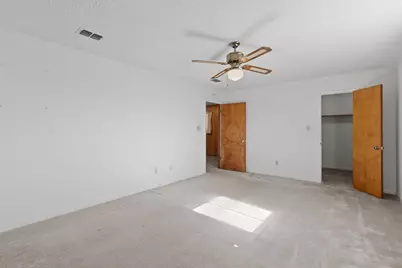 914 Victoria Street, Taylor, TX 76574 - Photo 17