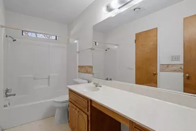 914 Victoria Street, Taylor, TX 76574 - Photo 25