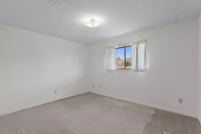 914 Victoria Street, Taylor, TX 76574 - Photo 21